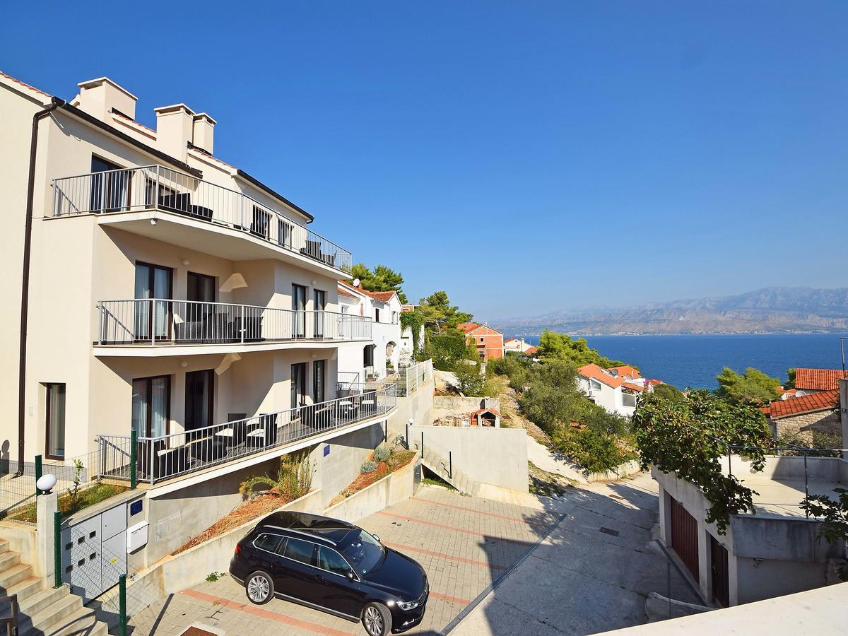 Lozna Residence-2 Postira